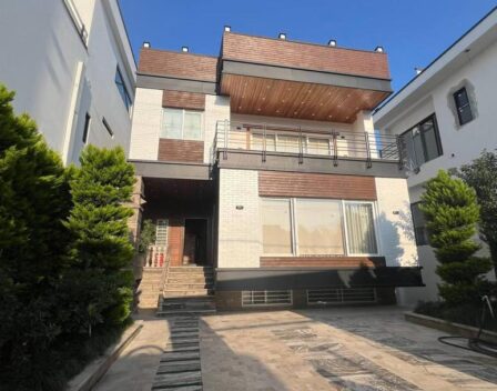 فروش ویلا نوشهر وازیوار | ویلا تریبلکس مدرن استخردار