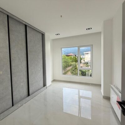 ویلا دوبلکس شهرکی استخردار