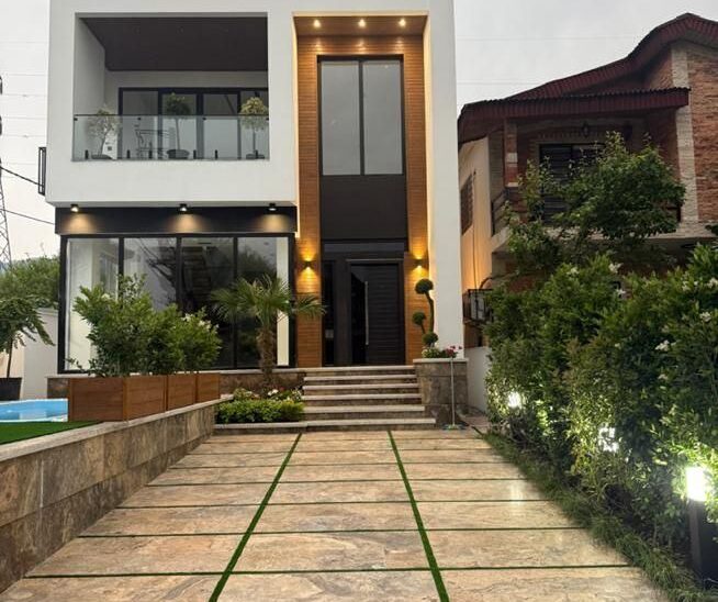 ویلا دوبلکس شهرکی استخردار