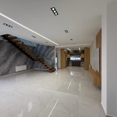 ویلا دوبلکس شهرکی استخردار