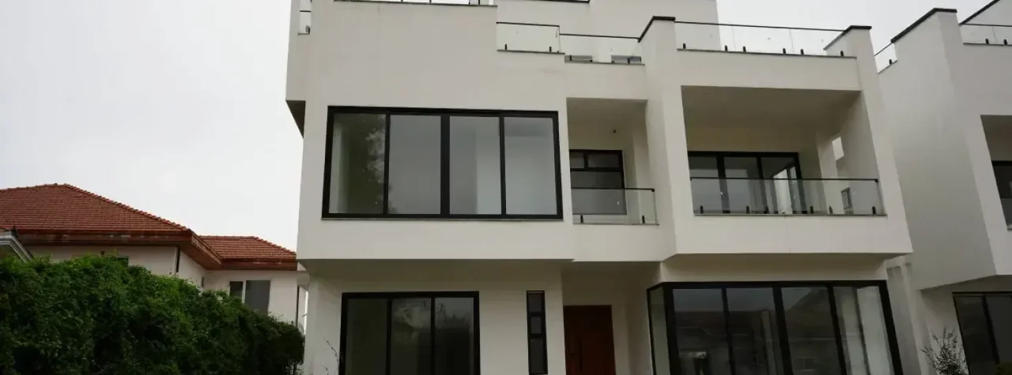 خرید ویلا نوشهر | ویلای دوبلکس استخردار ۵ خواب با روف گاردن در عالم‌کلا